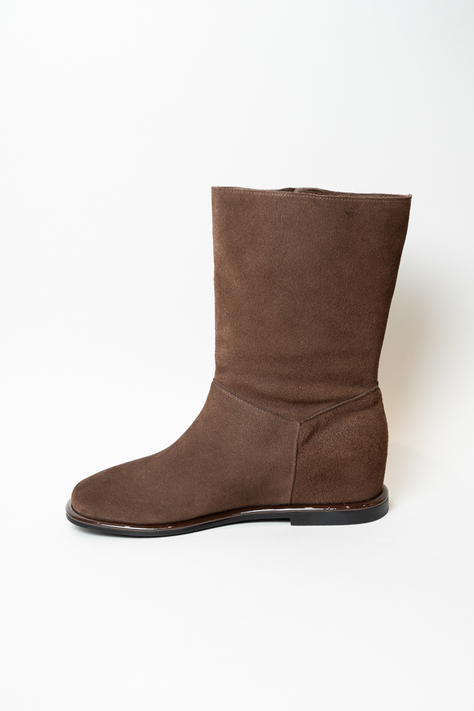 Ботинки женские, арт 02-Y5466N594-N217AR, натуральная замша, цвет кор.