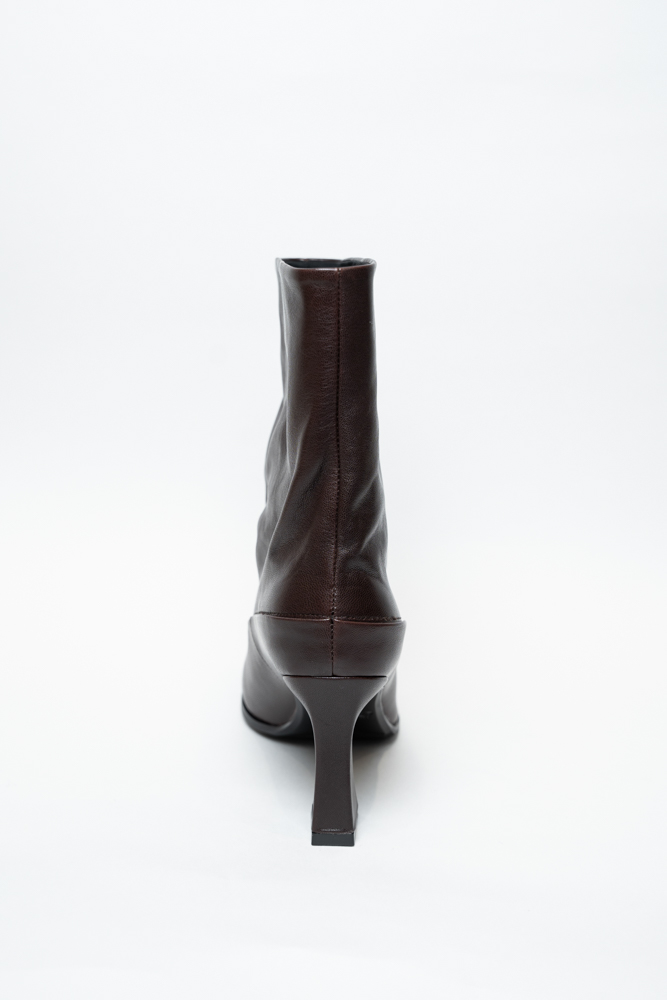 Ботинки женские, арт A3939-01-F943, натуральная кожа, цвет кор.