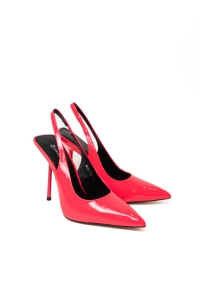 Босоножки на шпильке