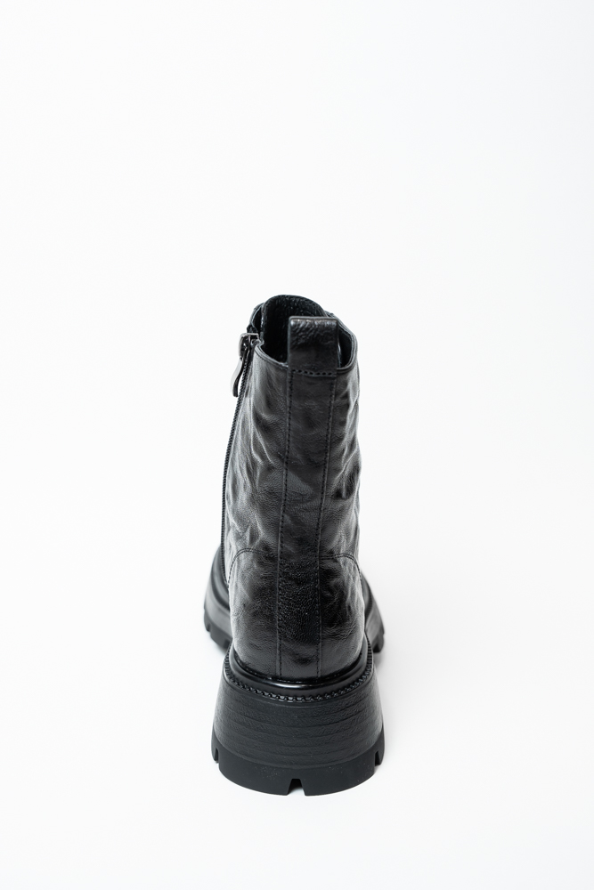 Ботинки женские, арт K119-01-M, натуральная кожа, цвет черн.