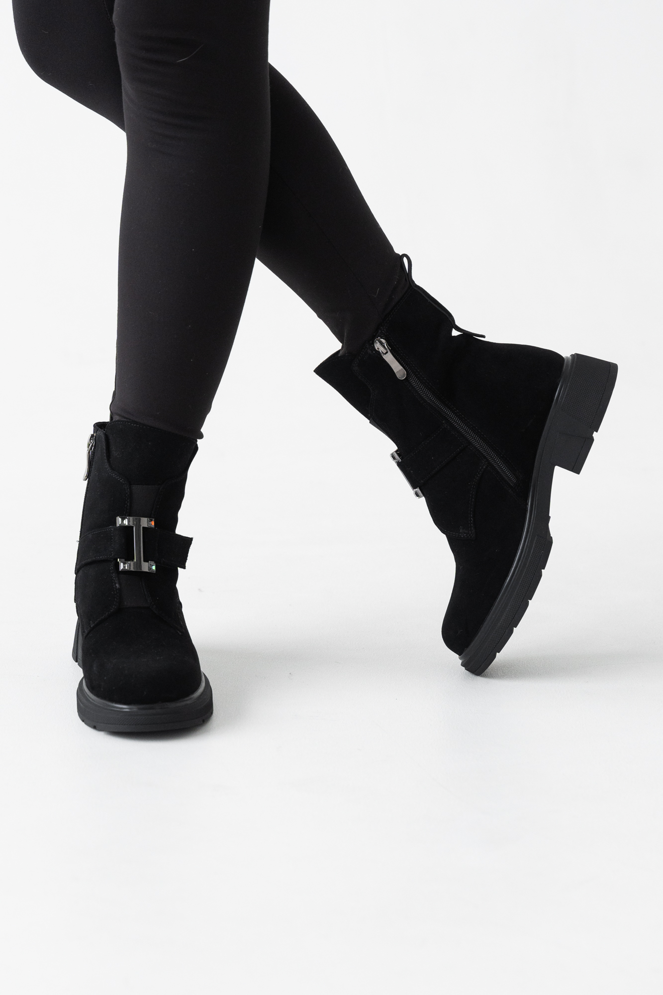 Ботинки женские, арт Z1129-S69M, натуральная замша, цвет черн.