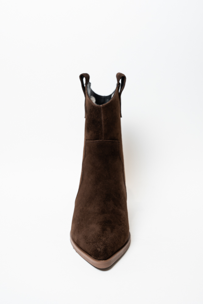 Ботинки женские, арт P111-470ZM/628YF, натуральная замша, цвет кор.