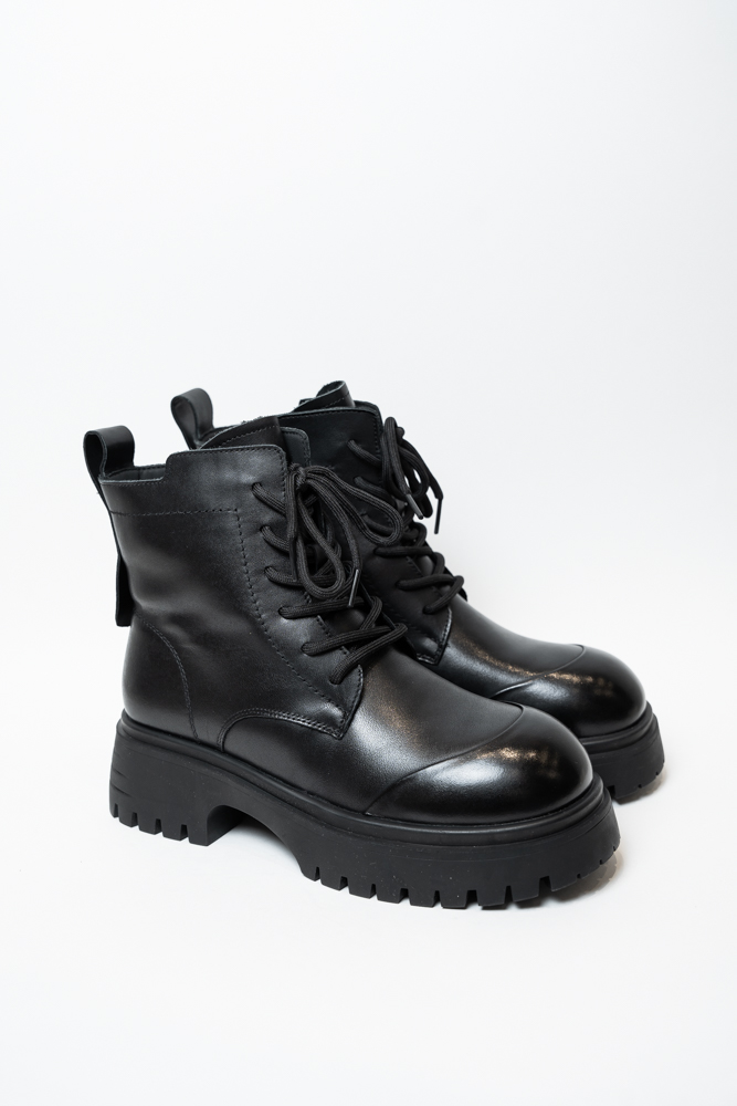 Ботинки женские, арт C952M-8-H, натуральная кожа, цвет черн.