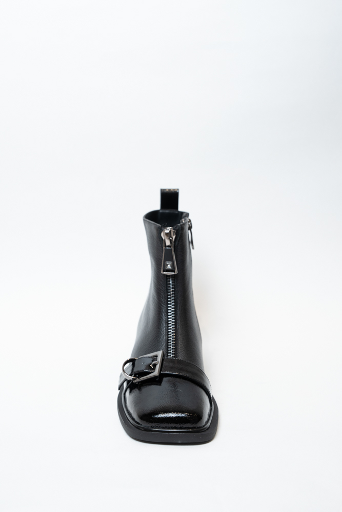 Ботинки женские, арт Y8926N176-Y428BR, натуральная кожа, цвет черн.