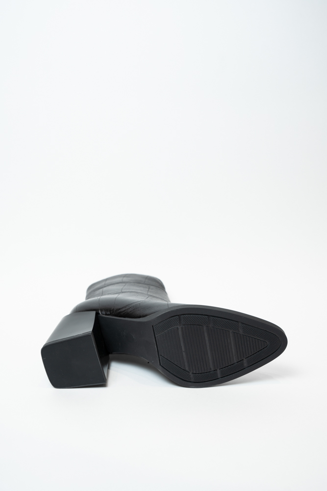 Ботинки женские, арт Y6636N858-Y471AR, натуральная кожа, цвет черн.