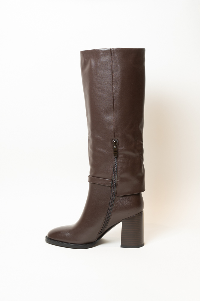 Сапоги женские, арт P111-689/673NP, натуральная кожа, цвет кор.