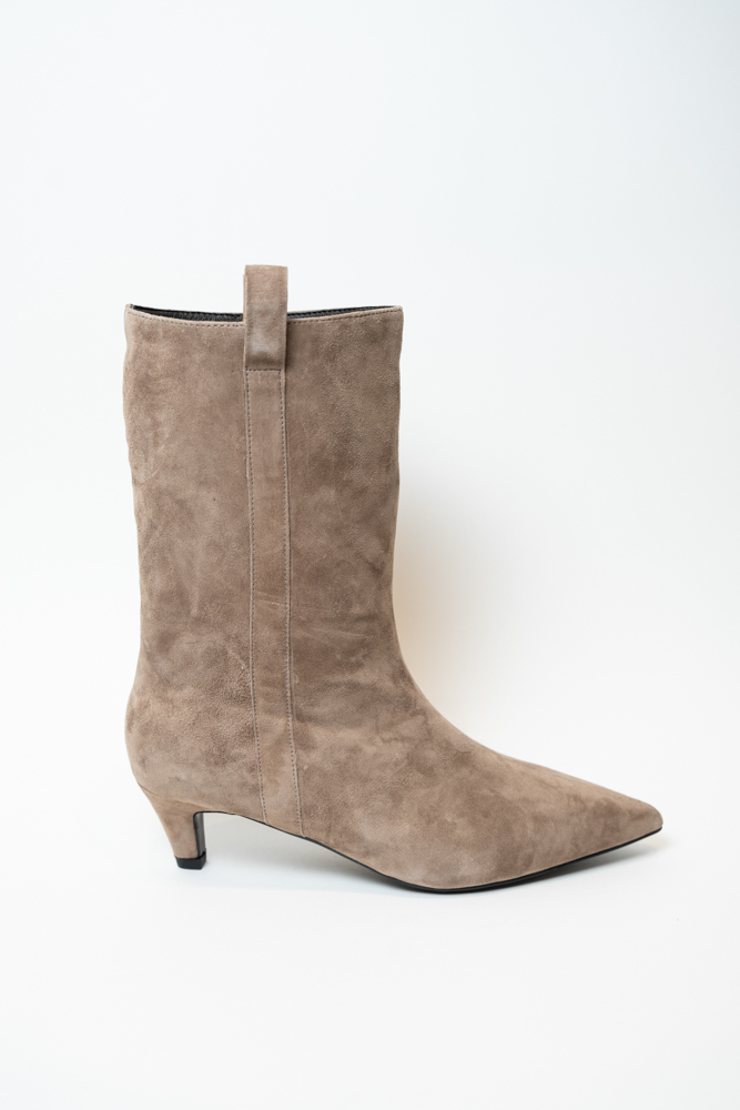 Ботинки женские, арт K525-804-2, натуральная замша, цвет беж.