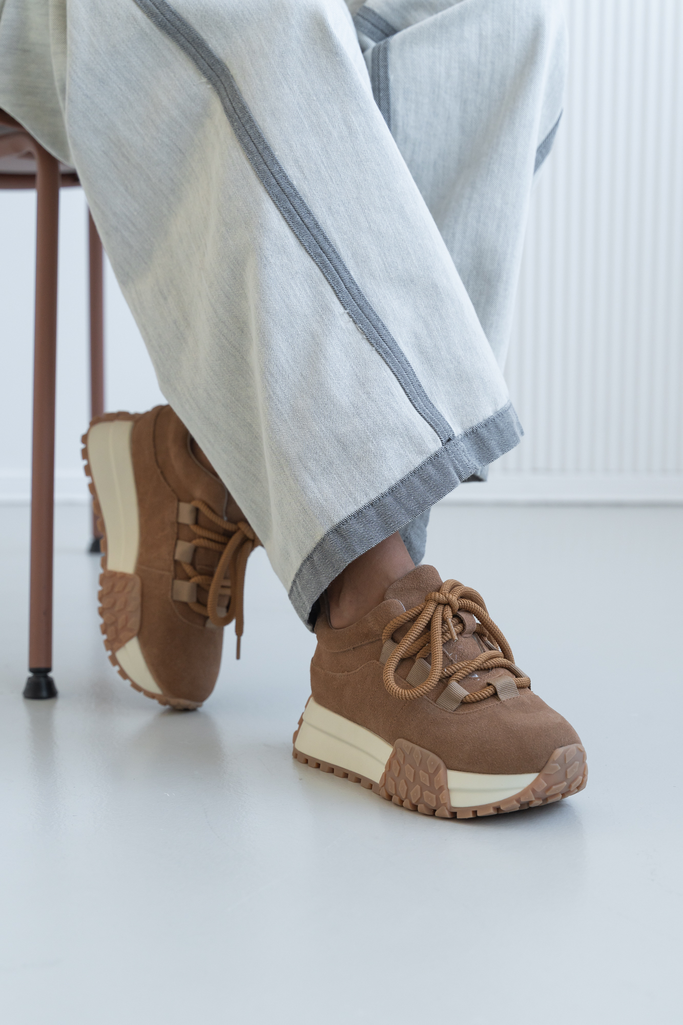 Кроссовки женские, арт E9398-1-2YM , натуральная замша, цвет беж.