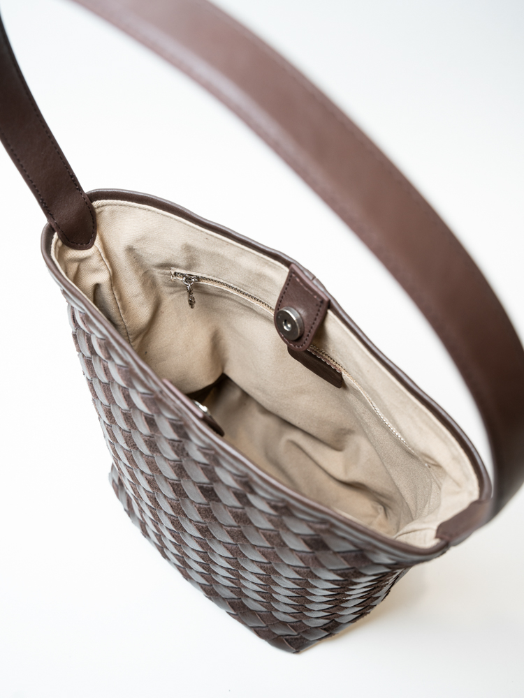 Сумка женская, арт 381, натуральная кожа, цвет кор.