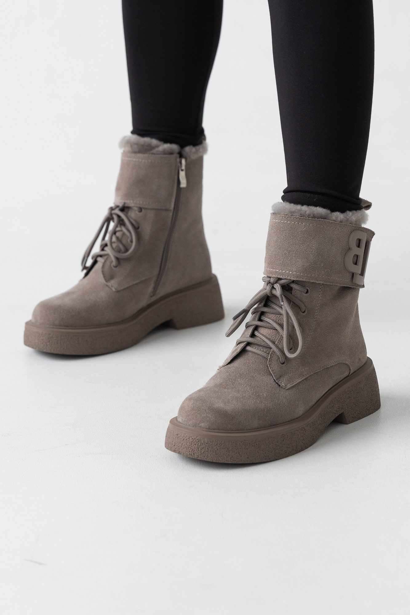 Ботинки женские, арт ZPF5399-Q1262ZM-1, натуральная замша, цвет сер.