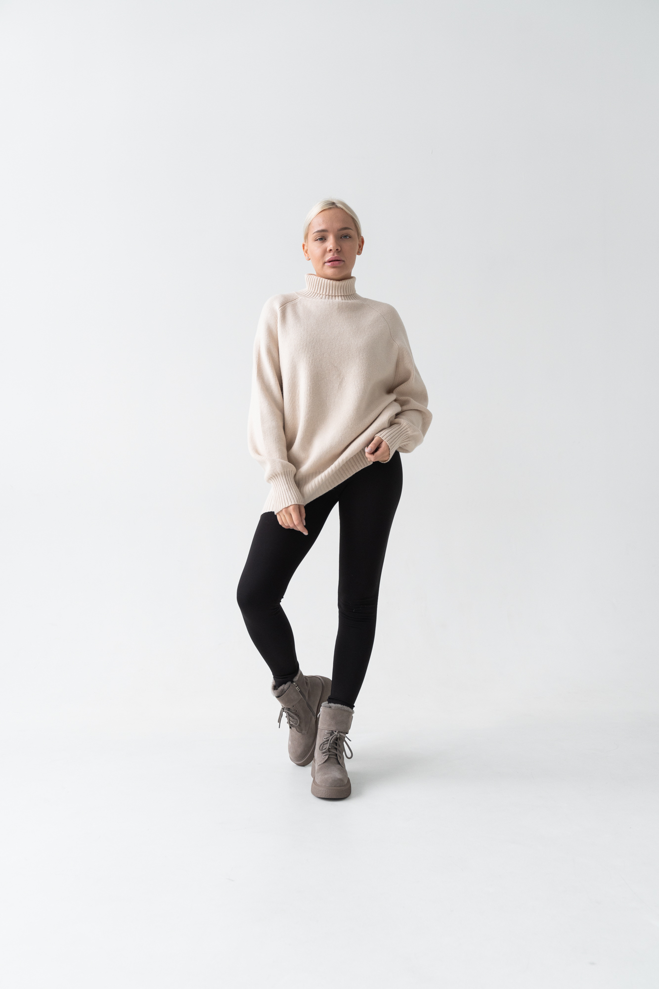 Ботинки женские, арт ZPF5399-Q1262ZM-1, натуральная замша, цвет сер.