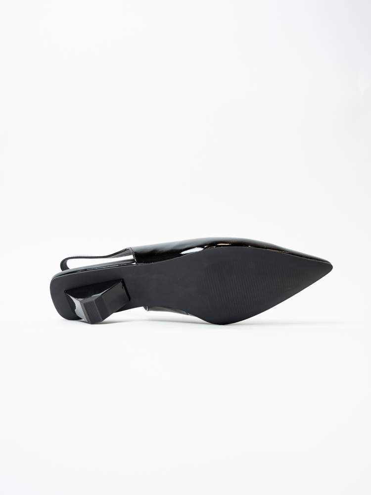 Босоножки женские, арт 312-486, натуральная лакированная кожа, цвет черн.