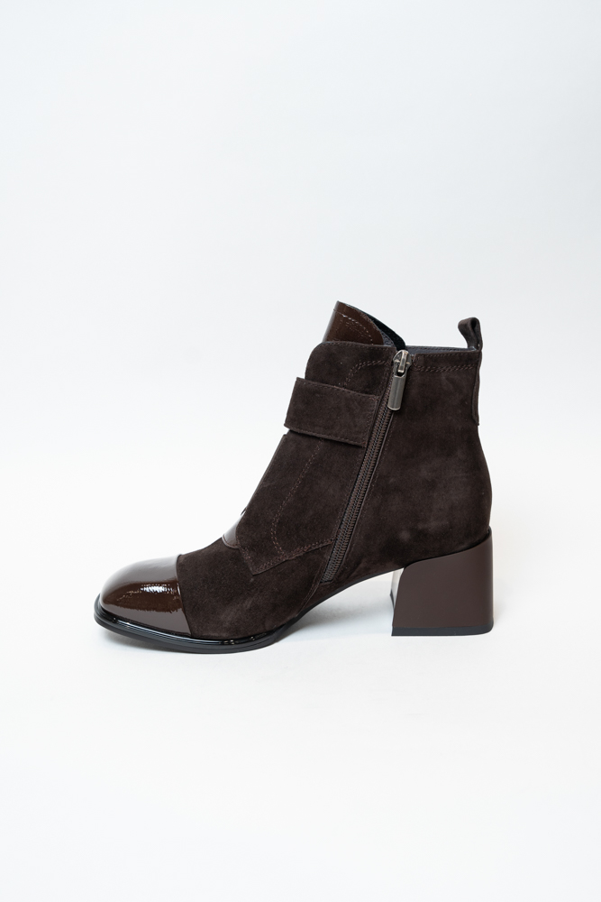 Ботинки женские, арт 4F5666-0806-C3007B, натуральная замша, цвет кор.