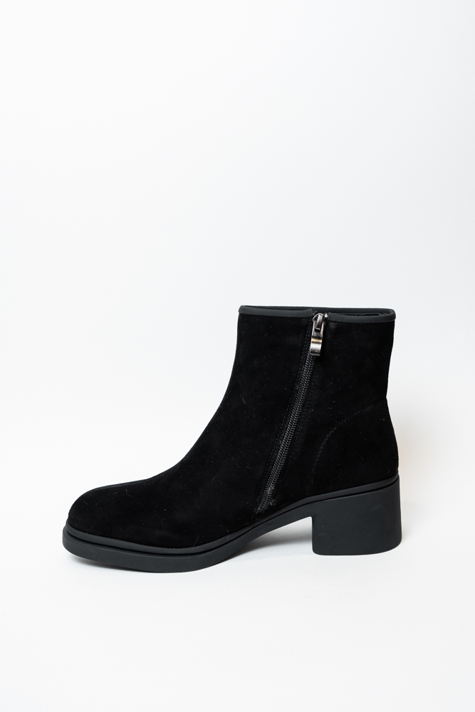 Ботинки женские, арт K76-633-2NM, натуральная замша, цвет черн.