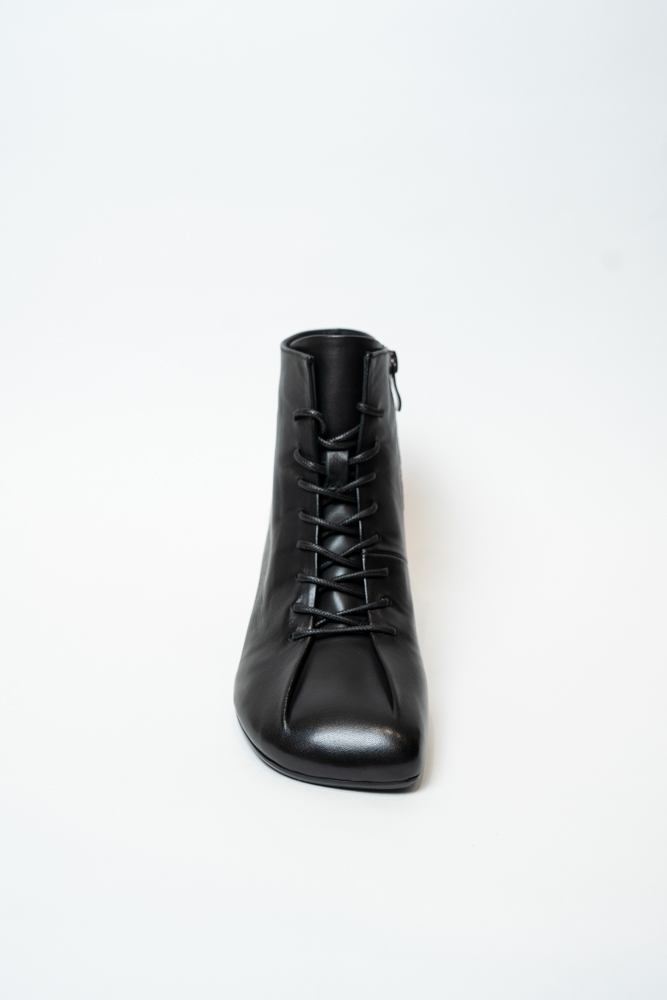 Ботинки женские, арт JA594-H1868-P1706, натуральная кожа, цвет черн.