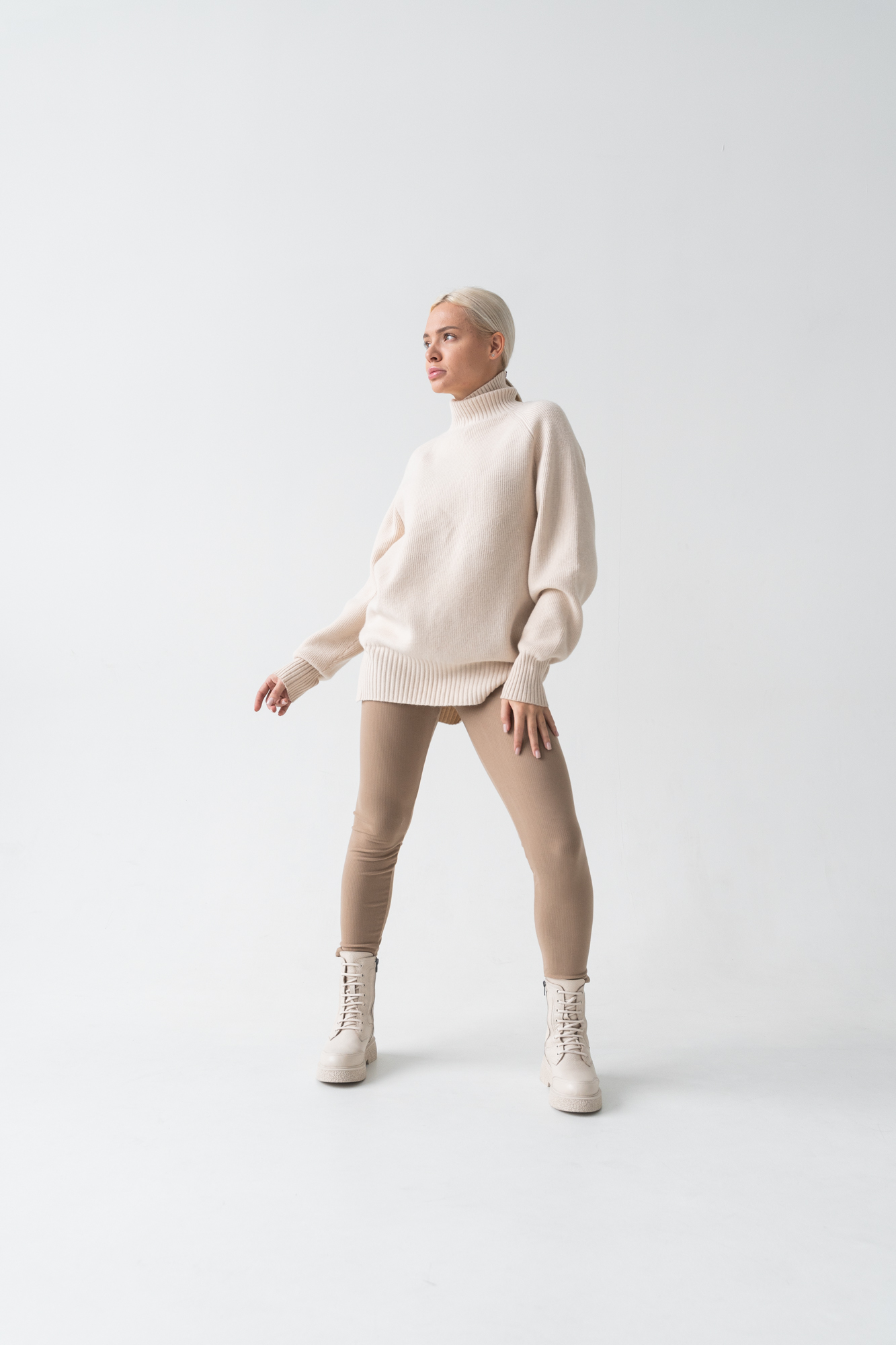 Ботинки женские, арт 35706-682-T2,  натуральная кожа, цвет крем.