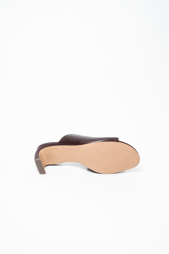 Сабо женские, арт L859-M240-TP903, натуральная кожа, цвет бордо.