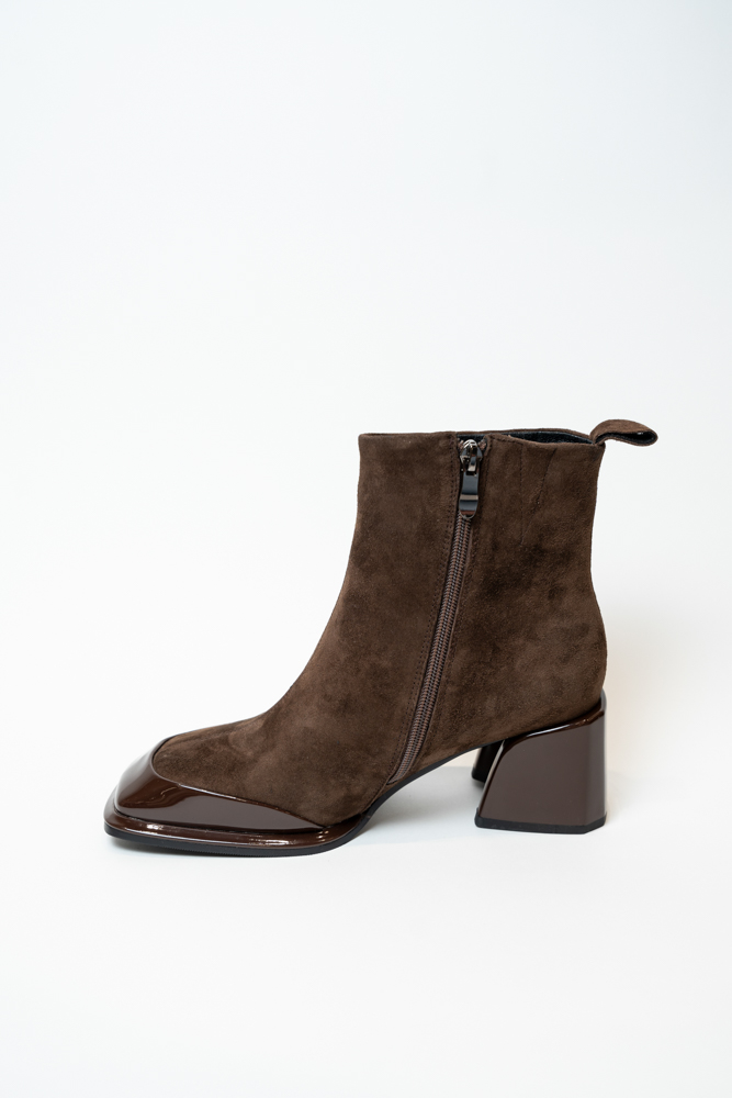 Ботинки женские, арт TP113-255/8819-90, натуральная замша, цвет кор.