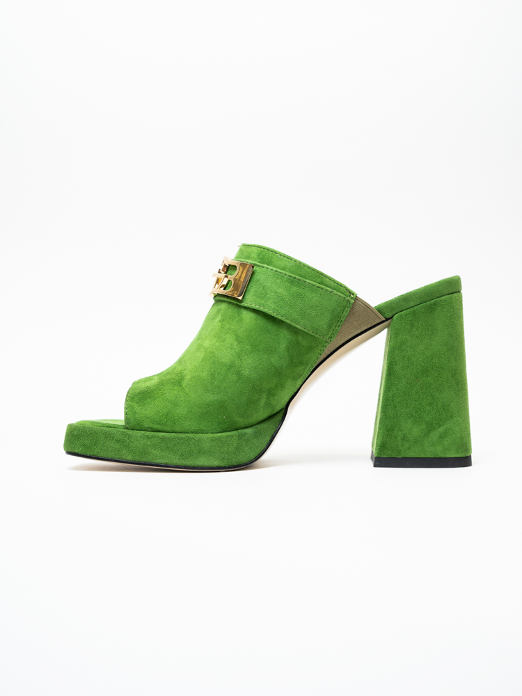 Сабо женские, арт 125-405/6-7-016, натуральная замша, цвет зел.