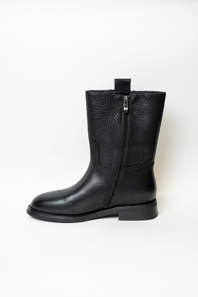 Ботинки женские, арт K511-908-7, натуральная кожа, цвет черн.