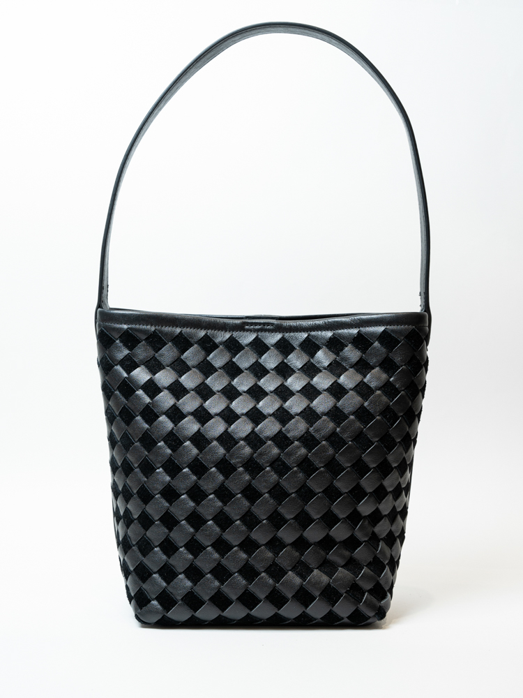 Сумка женская, арт 381, натуральная кожа, цвет черн.