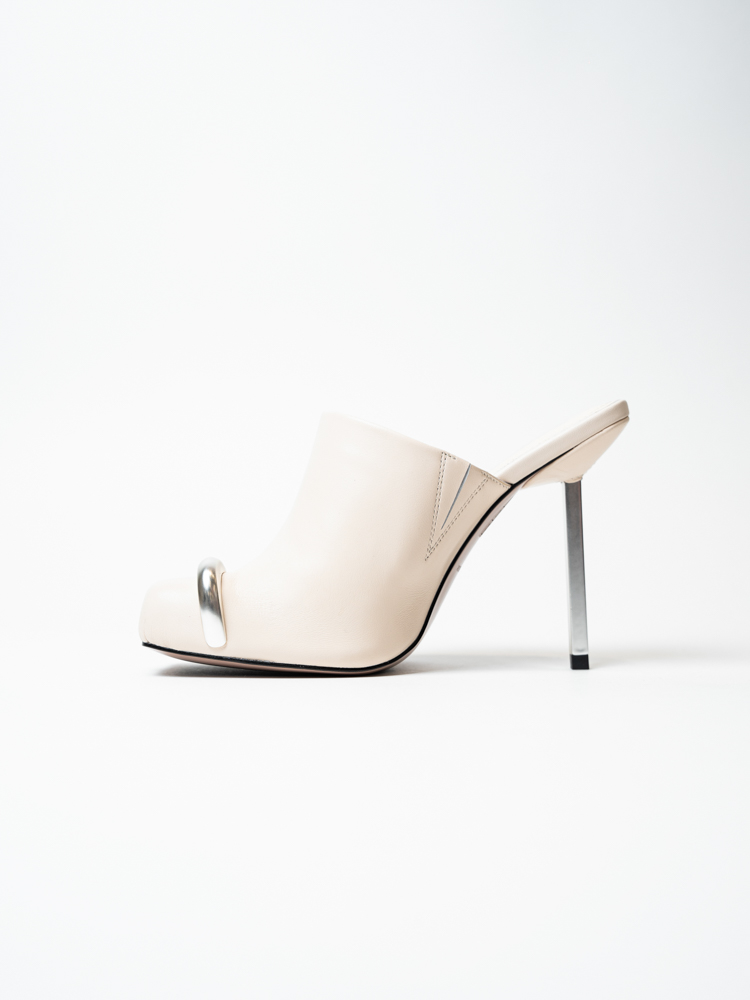 Сабо женские, арт ZX681D-836-2, натуральная кожа, цвет молоч.