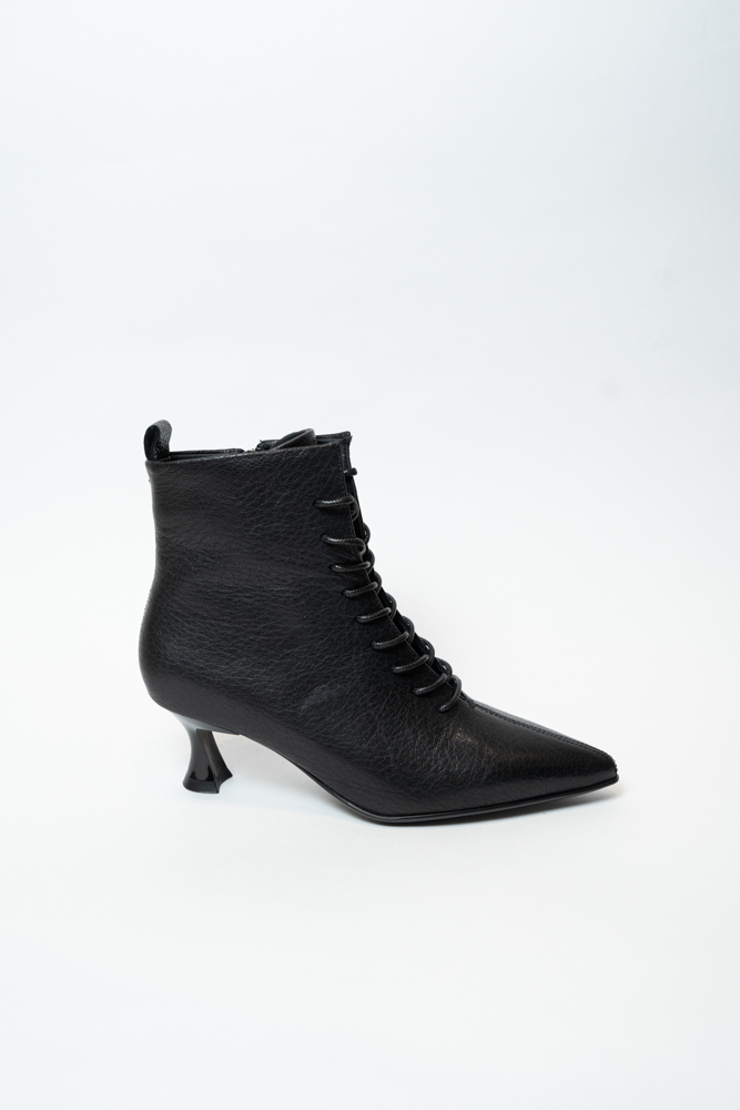 Ботинки женские, арт JA614-H1920-P1537, натуральная кожа, цвет черн.