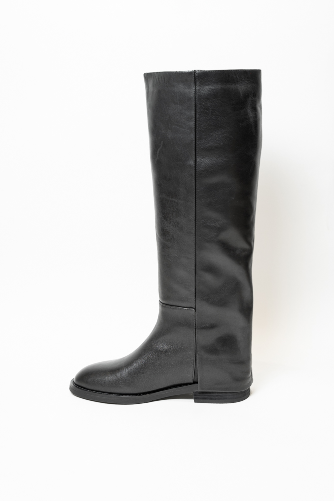 Сапоги женские, арт K511-755-1, натуральная кожа, цвет черн.