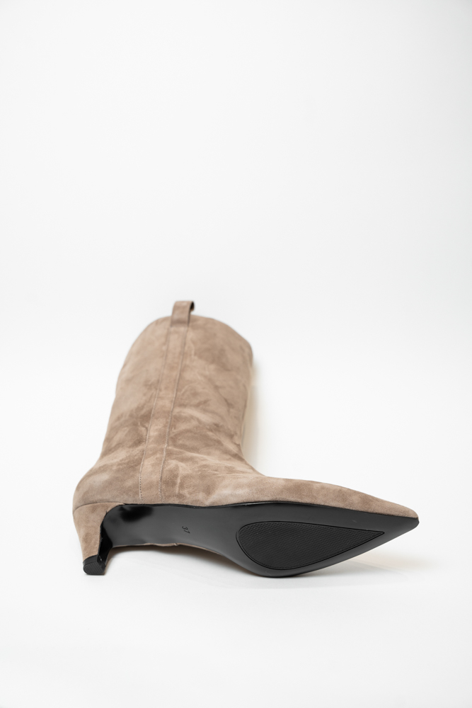 Ботинки женские, арт K525-804-2, натуральная замша, цвет беж.