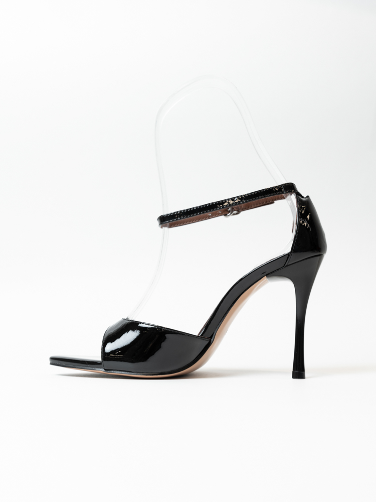 Босоножки женские, арт ED3763-1-1, натуральная лакированная кожа, цвет черн.