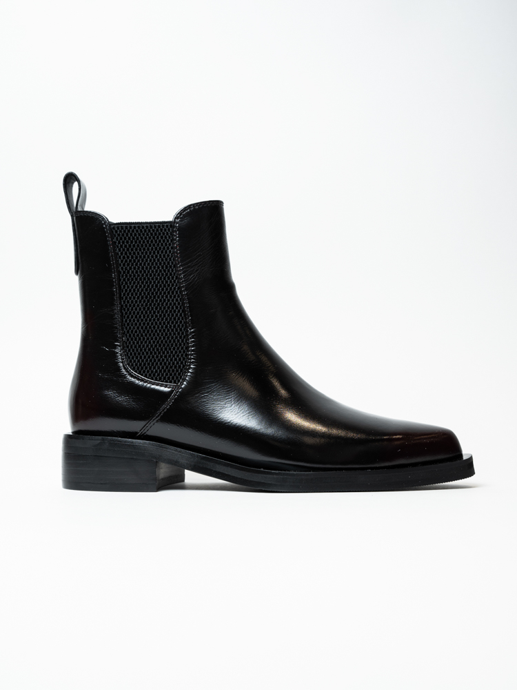 Ботинки женские, арт 1802-3200J-N442, натуральная кожа, цвет кор.