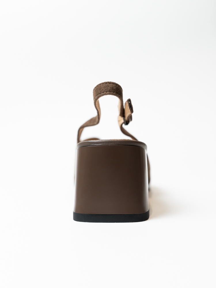 Босоножки женские, арт B4273-60H-R760X, натуральная замша, цвет кор.