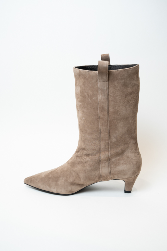 Ботинки женские, арт K525-804-2, натуральная замша, цвет беж.