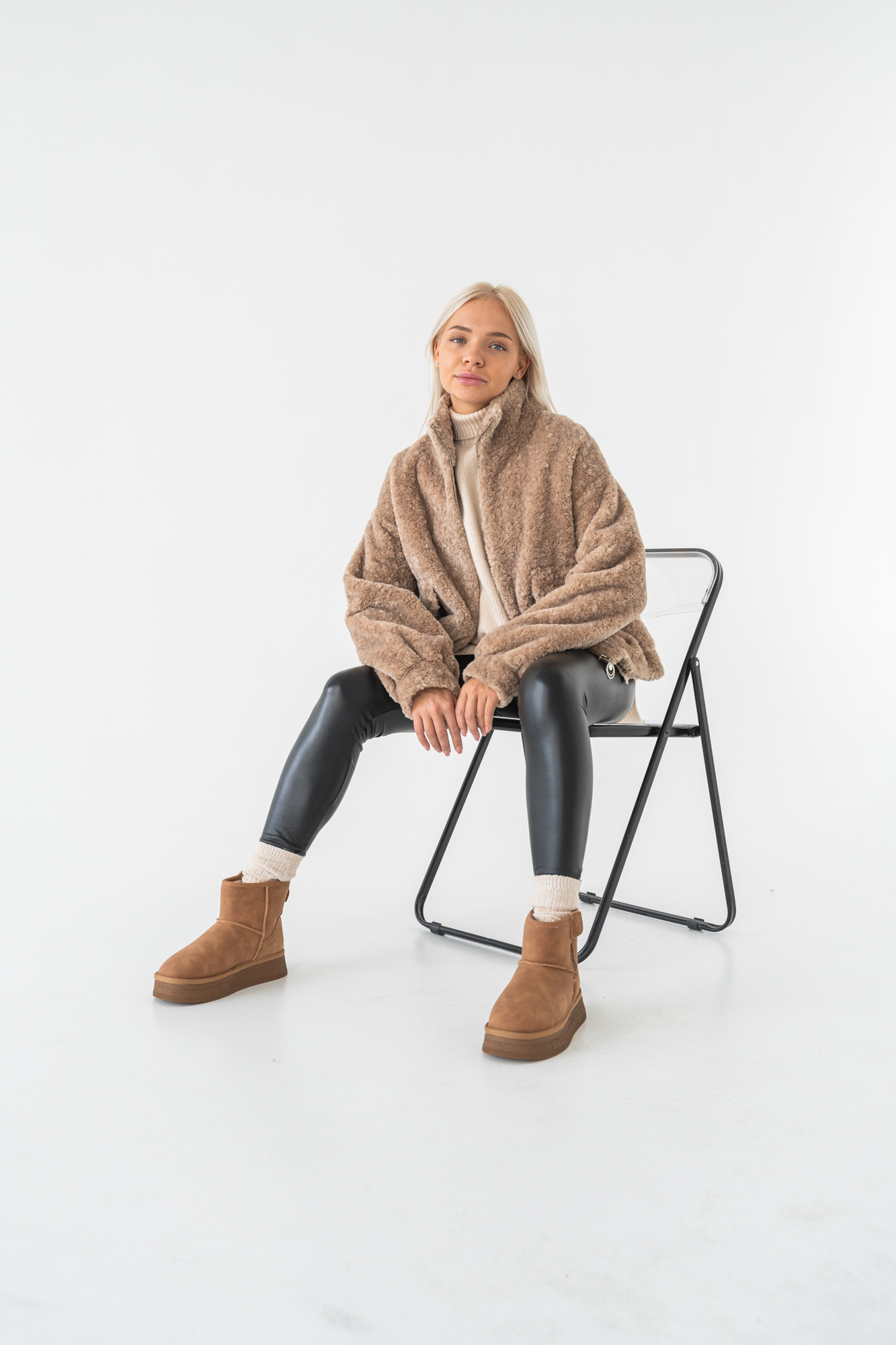 Ботинки женские, арт M2263M-5-T, натуральная кожа, цвет кор.