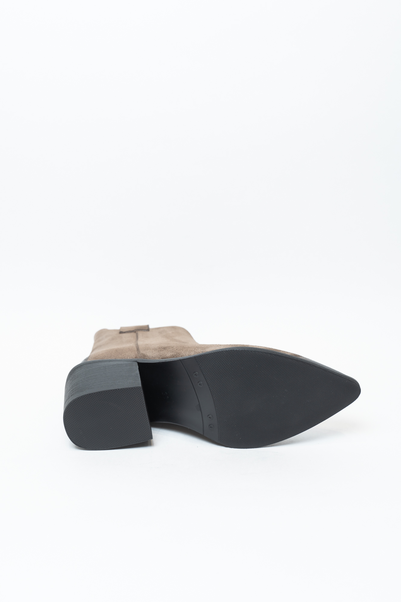 Ботинки женские, арт P107-414/503YF, натуральная замша, цвет сер.