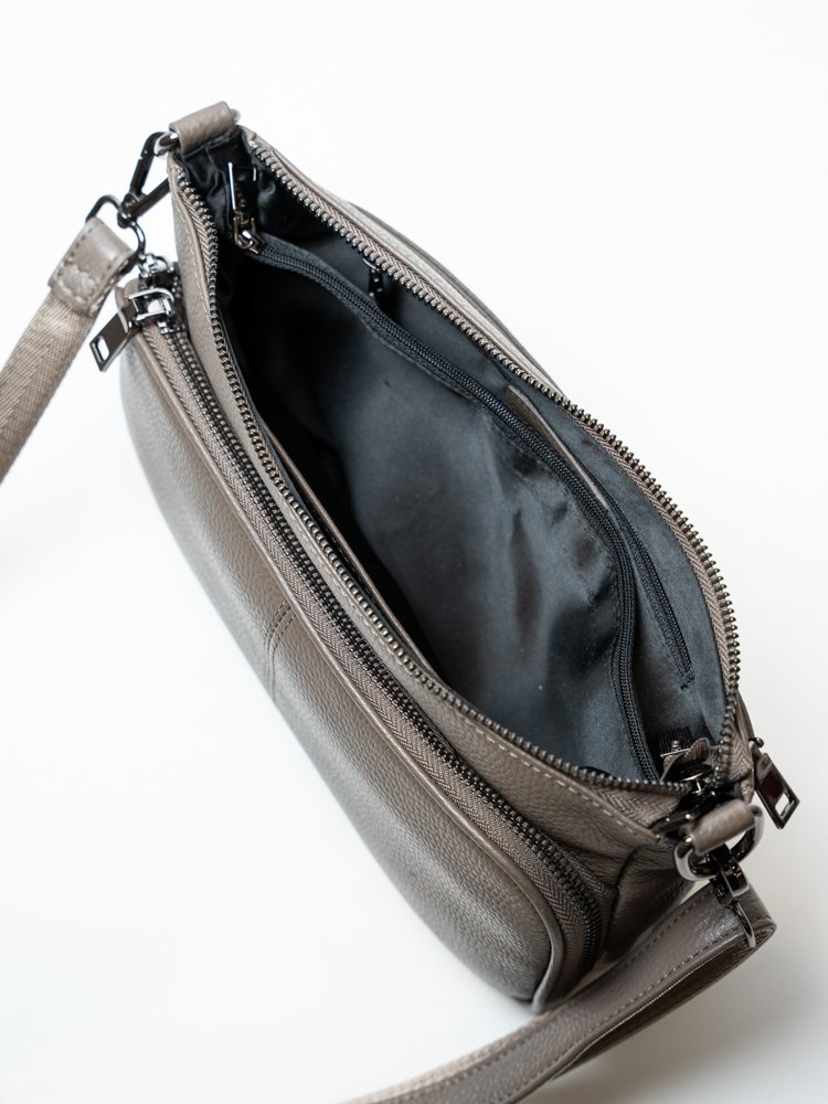 Сумка женская, арт 8200, натуральная кожа, цвет сер .