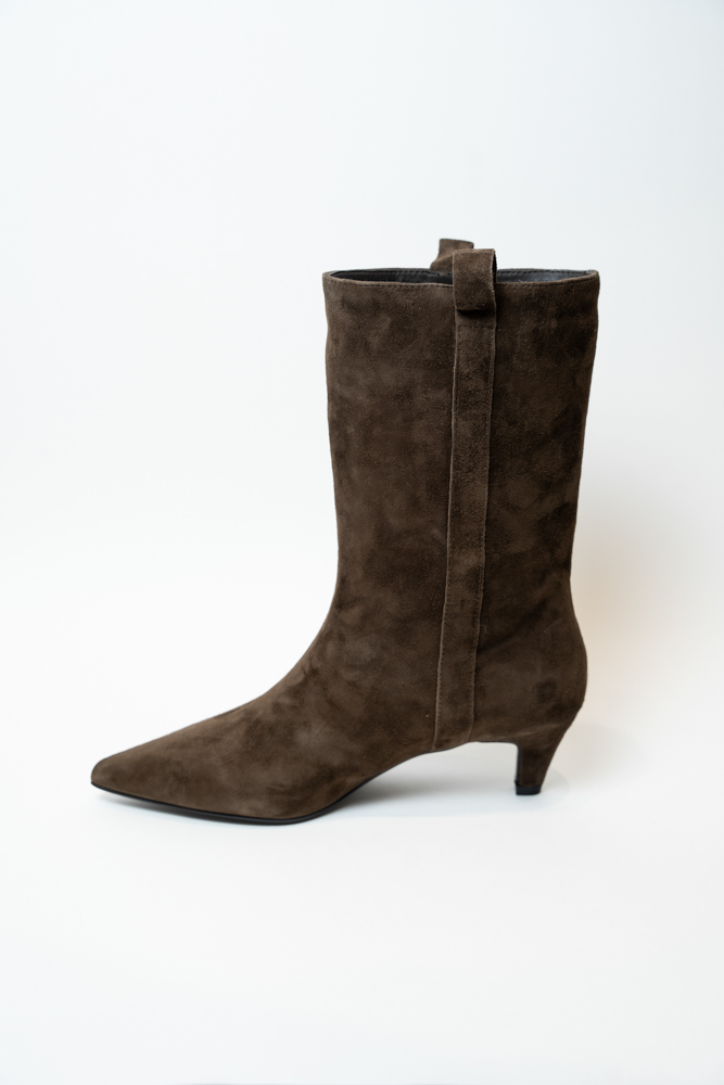 Ботинки женские, арт K525-804-3, натуральная замша, цвет кор.