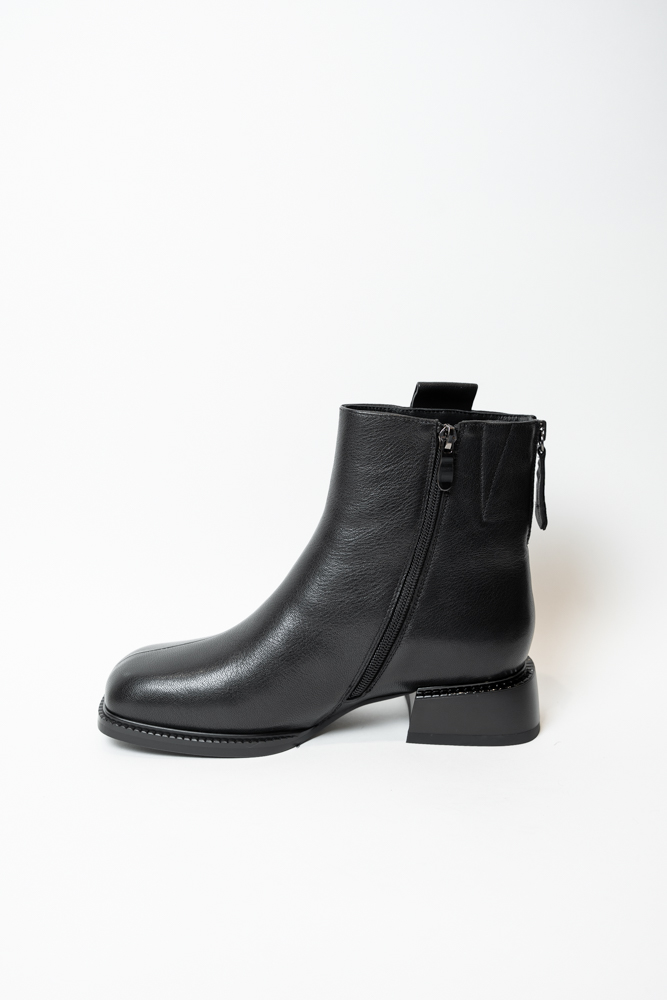 Ботинки женские, арт 202740-M2AM-H2025, натуральная кожа, цвет черн.