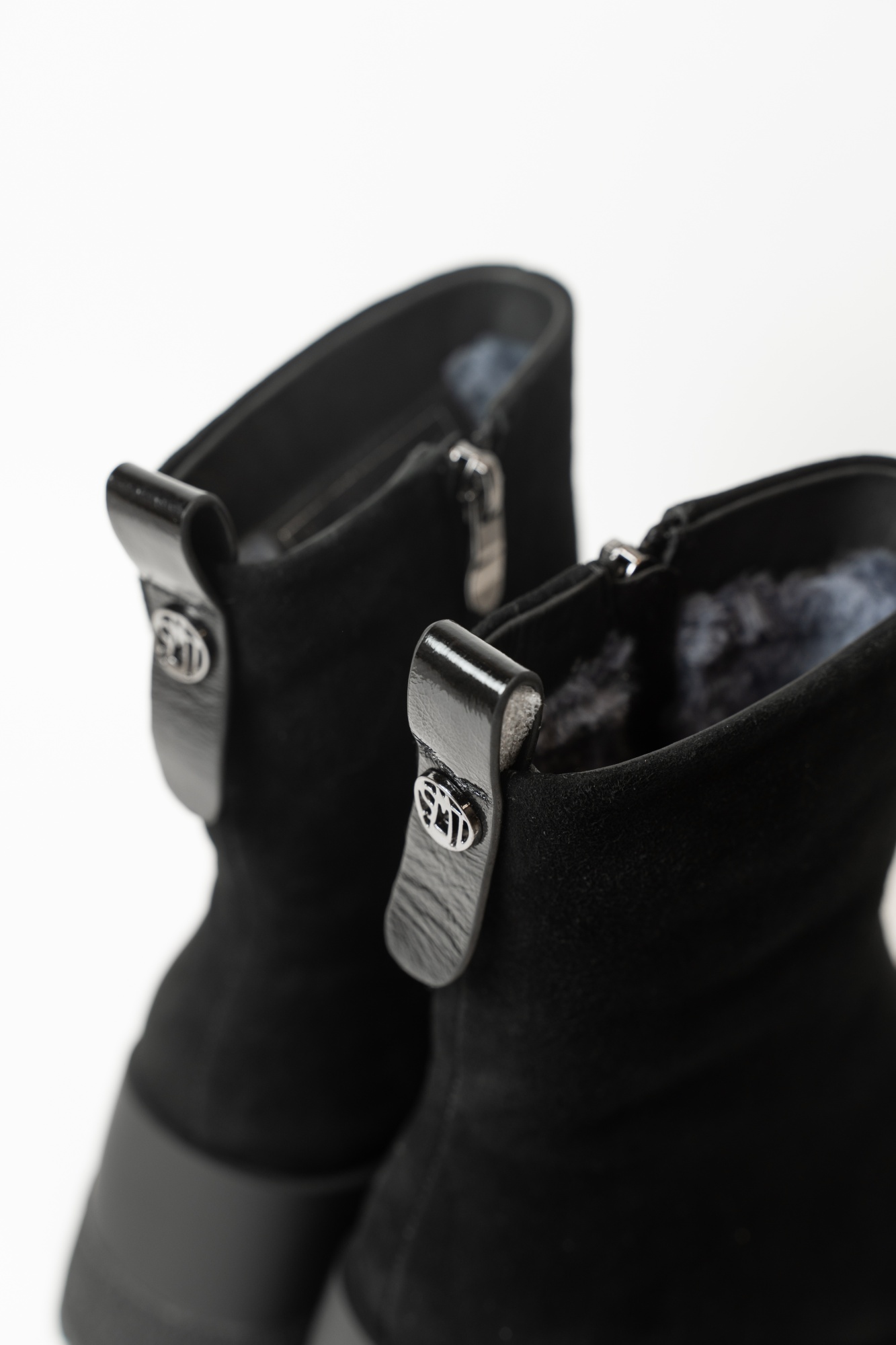 Ботинки женские, арт C344-67AB, натуральная замша, цвет черн.