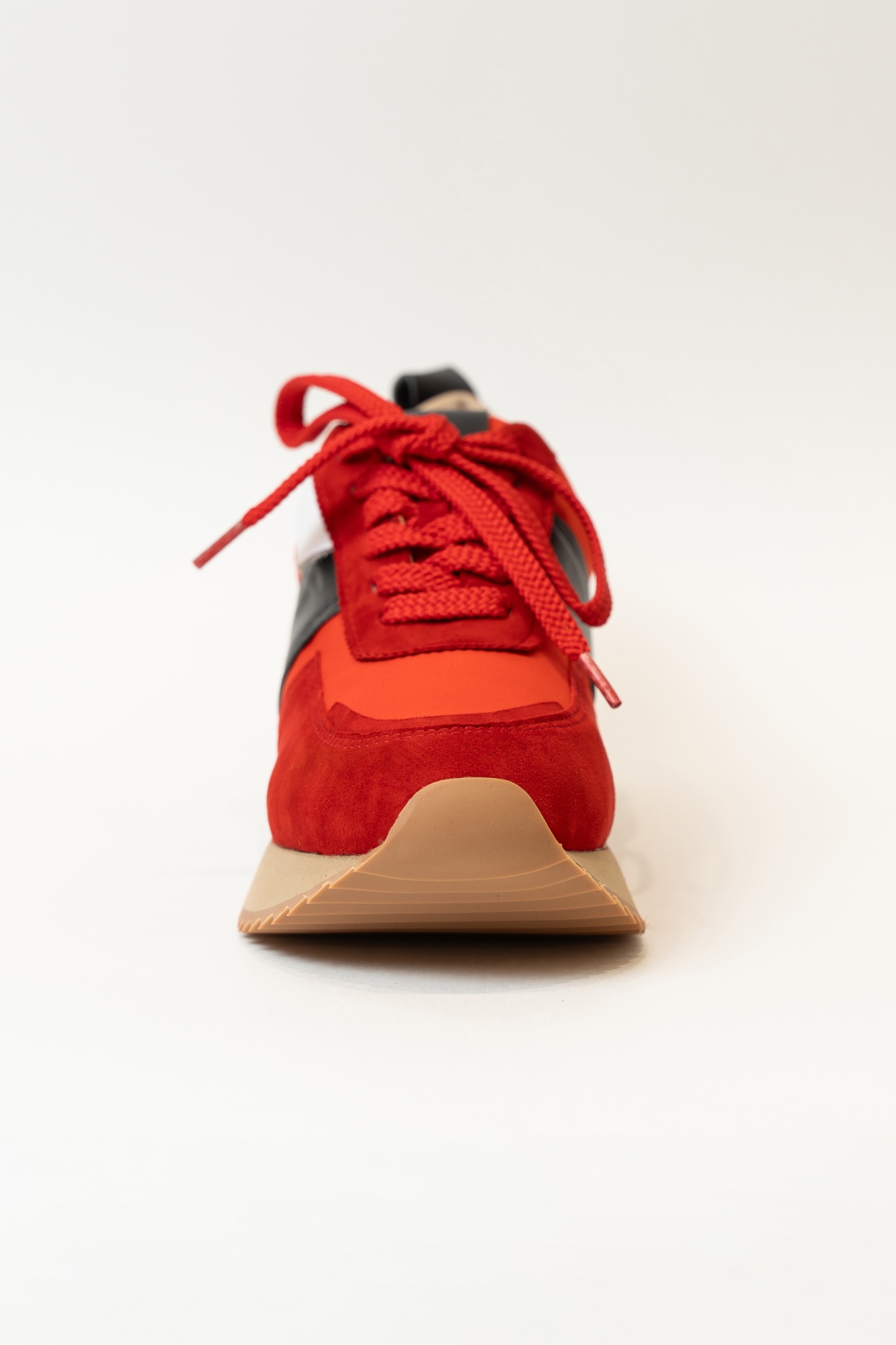 Кроссовки женские, арт 8608-18 ,натуральная замша/текстиль, цвет красн.