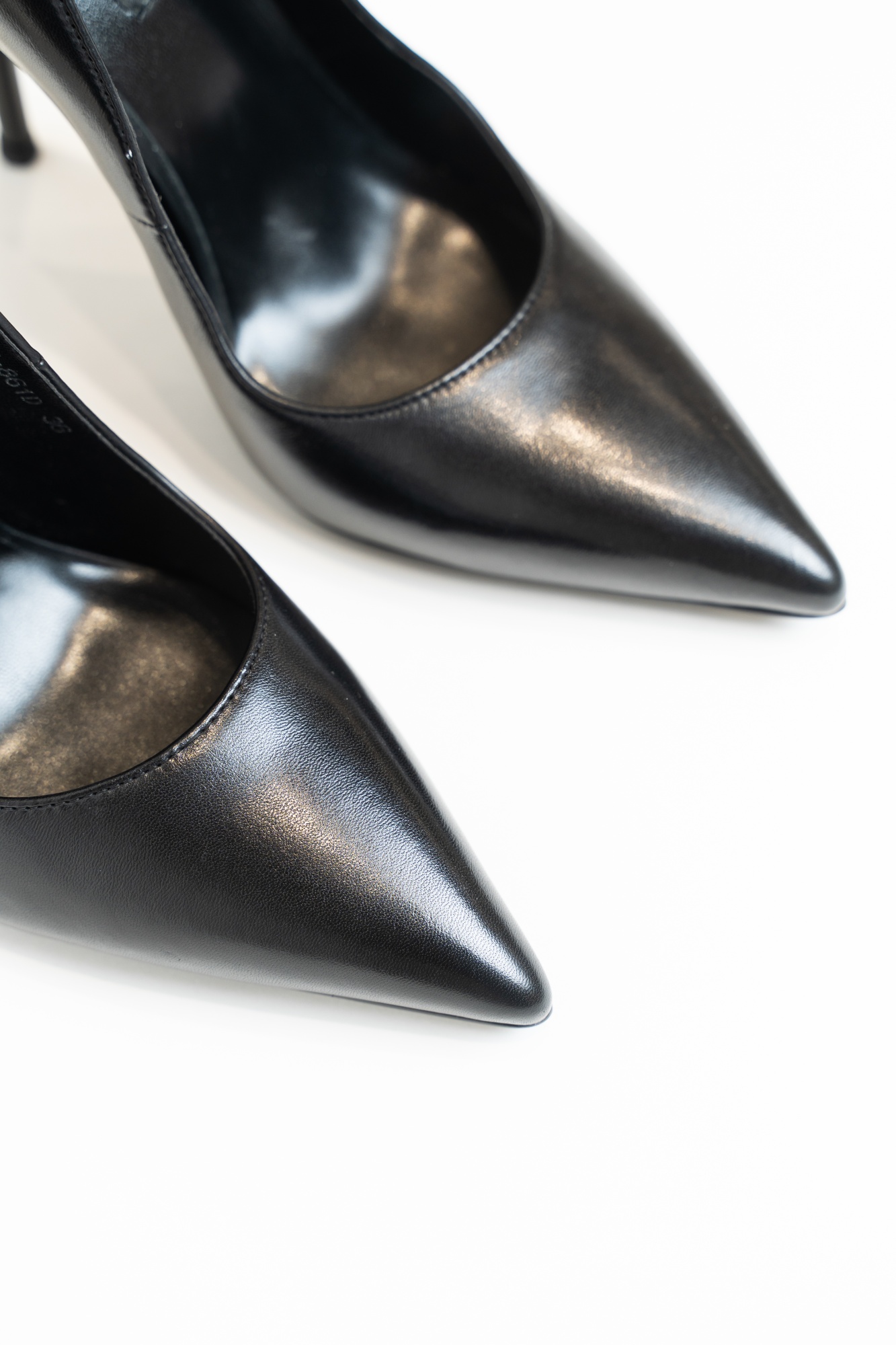 Туфли женские, арт 5103-392-861, натуральная кожа, цвет черн.